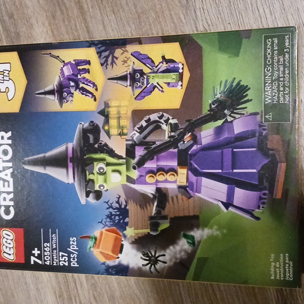 Lego Creator Mystic Witch Set - NIB - LEGO set 40562